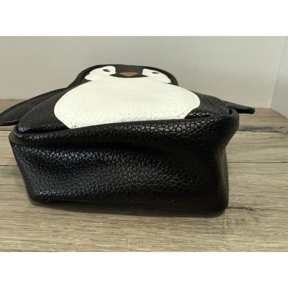 Bath & Body Works Penguin Makeup Bag Black and White